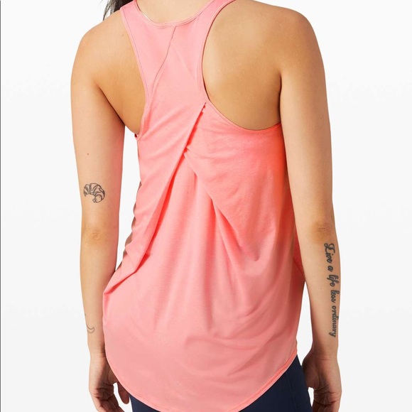 Lululemon “Essential Tank” *Pleated Azalea Pink